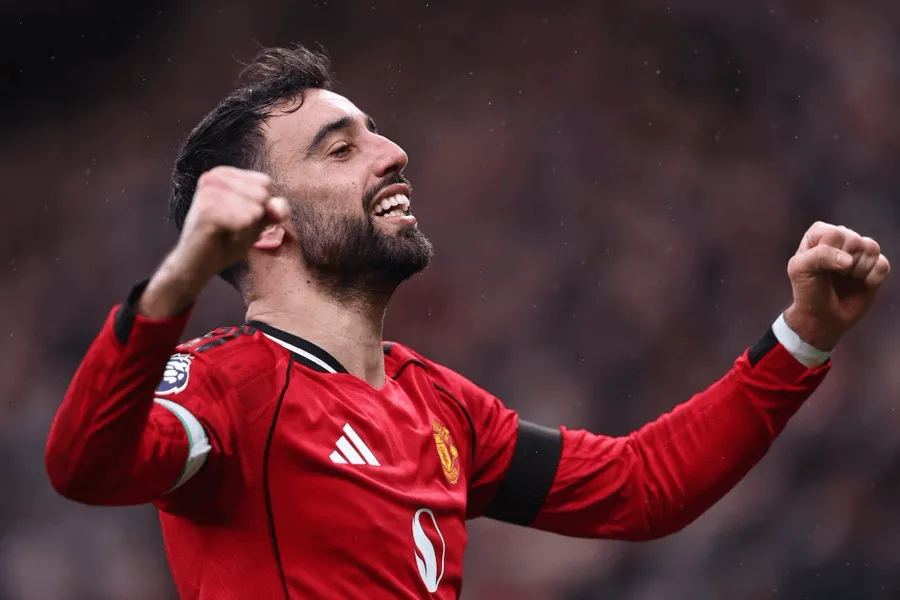 华体会平台-尽力局，曼联球员本场共创造10次机会，其中8次来自B费